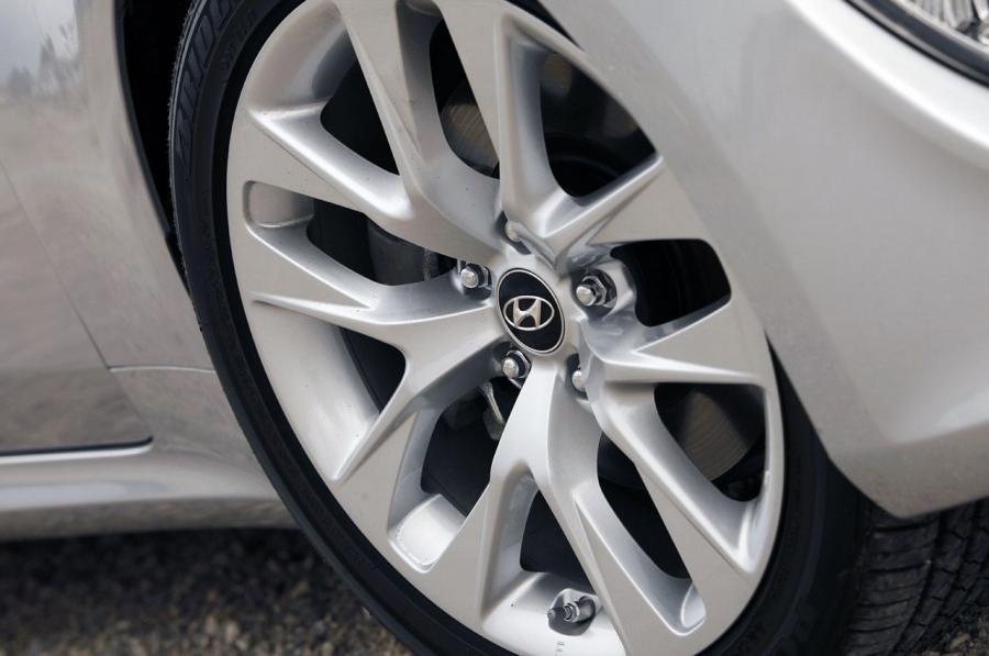  Hyundai Genesis Coupe 2013 года  (фото 73 из 76)